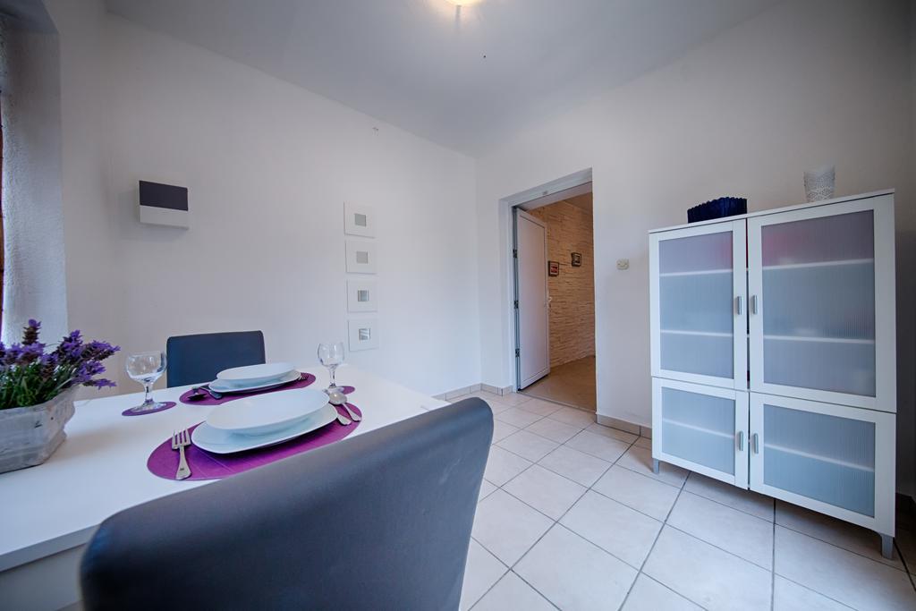 Apartments Perla Rukavac (Vis) Exterior foto
